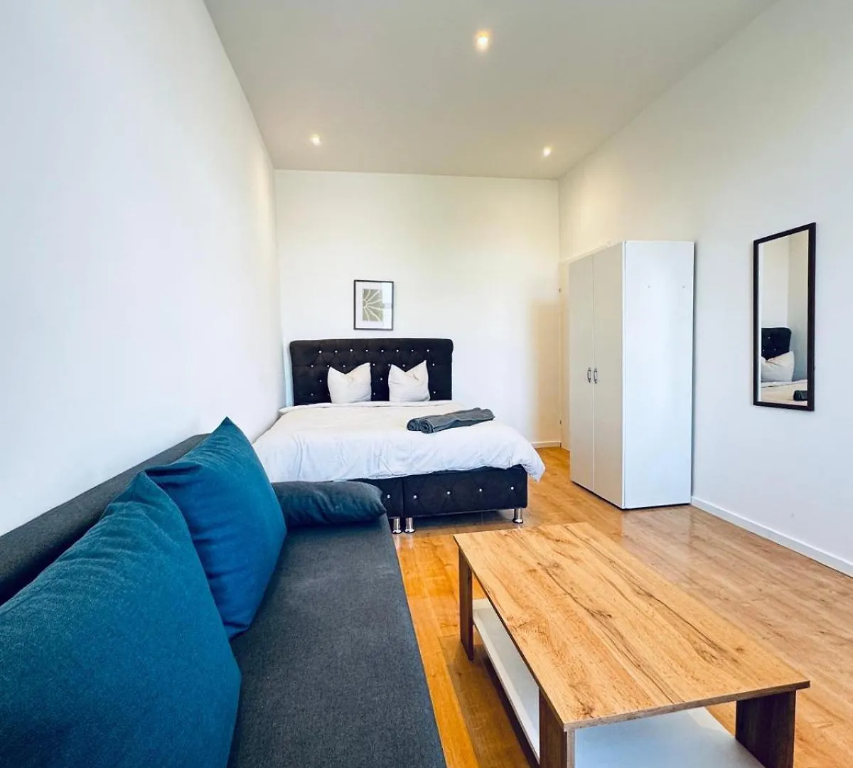 Spacious 3Br Shared Apartment Near Kaufpark Alterlaa Vienna Austria