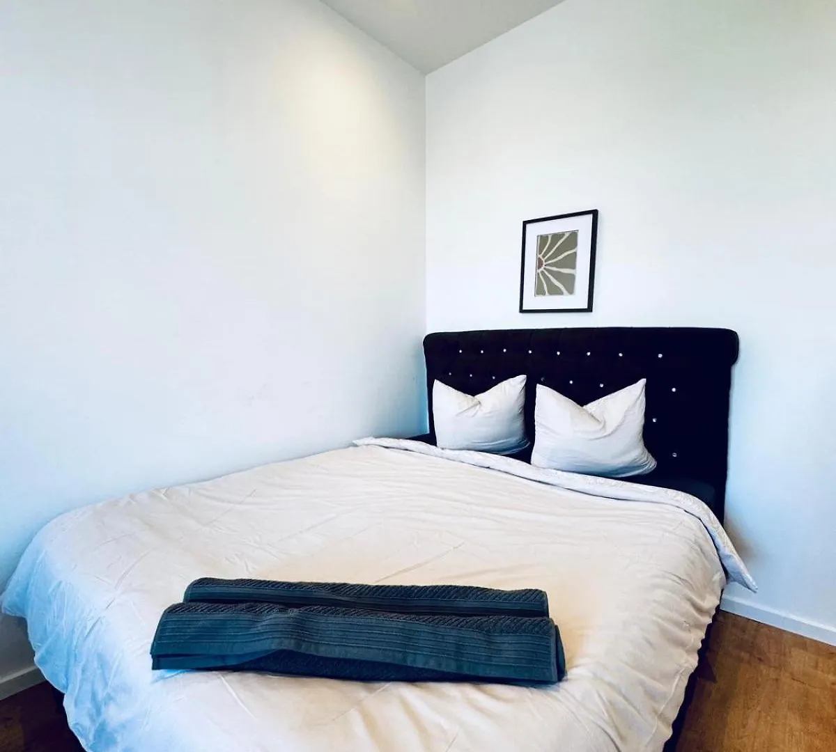 Spacious 3Br Shared Apartment Near Kaufpark Alterlaa Vienna 0*,