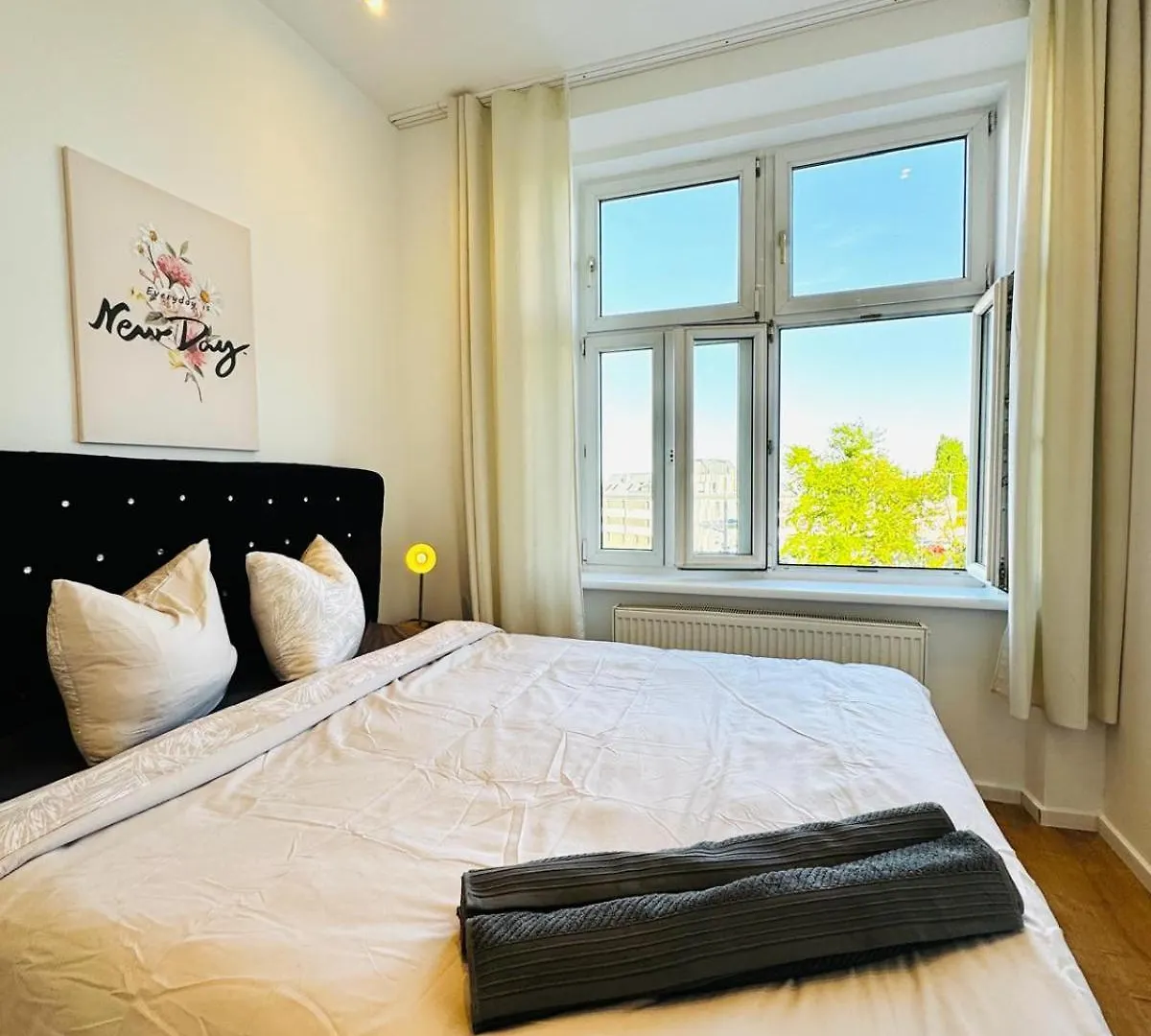 Spacious 3Br Shared Apartment Near Kaufpark Alterlaa Vienna
