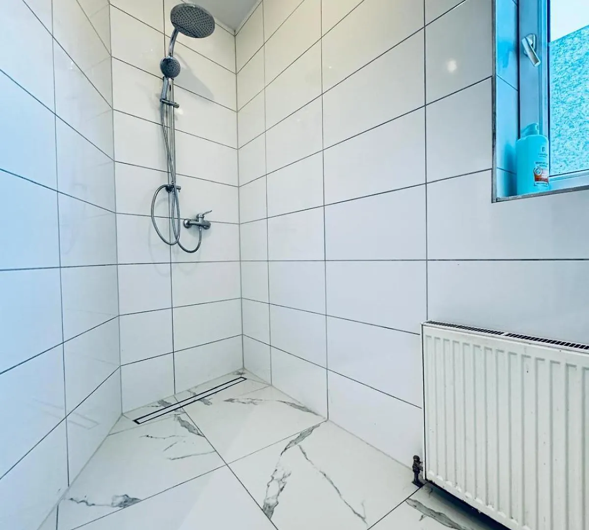 Spacious 3Br Shared Apartment Near Kaufpark Alterlaa Viena Áustria