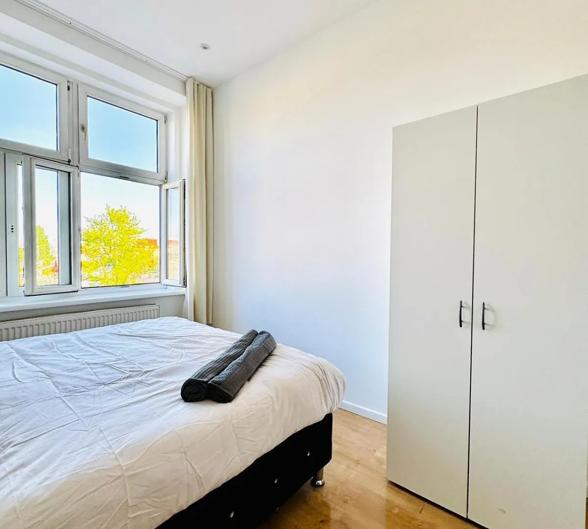 Spacious 3Br Shared Apartment Near Kaufpark Alterlaa Viena