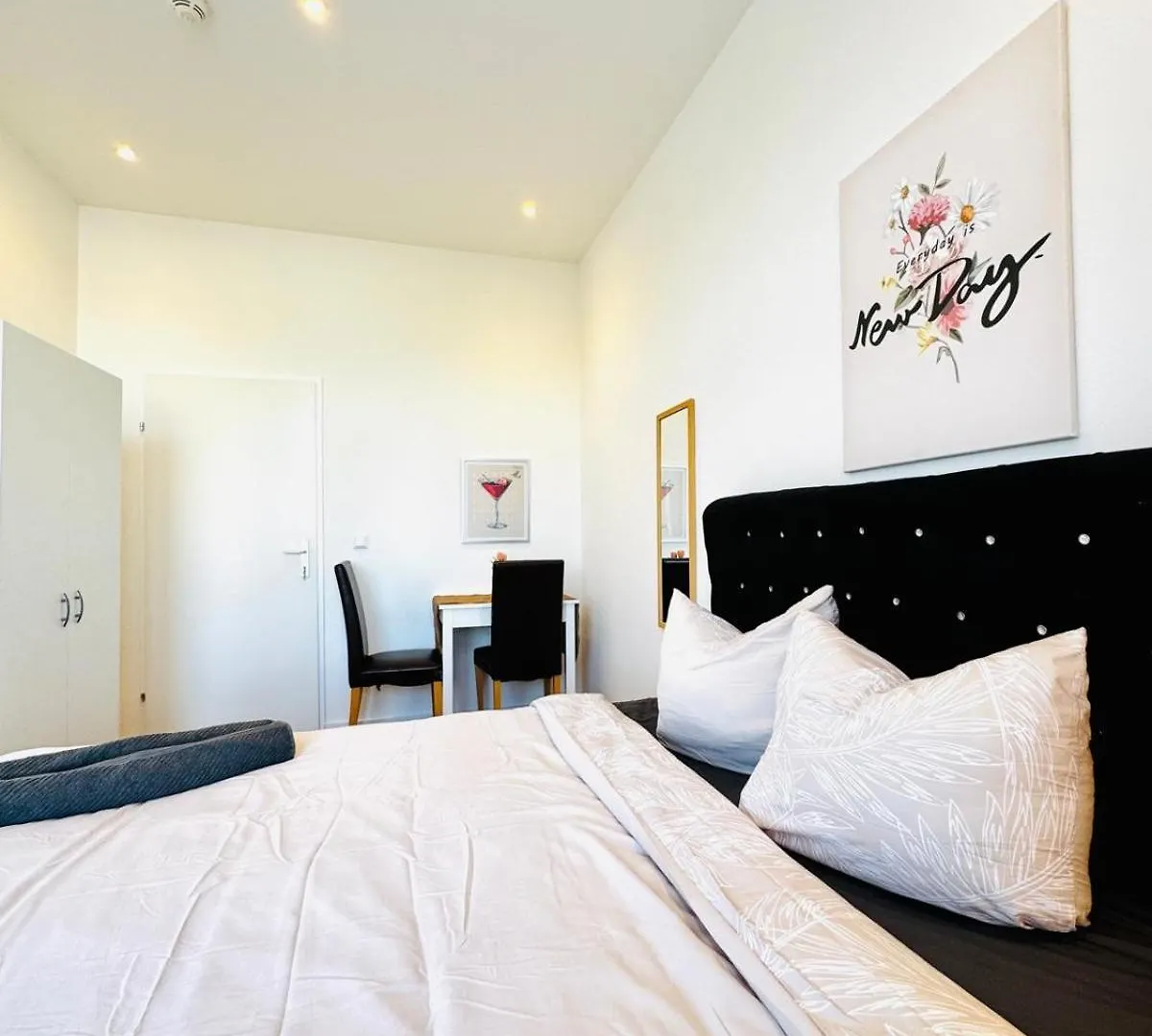Spacious 3Br Shared Apartment Near Kaufpark Alterlaa Viena
