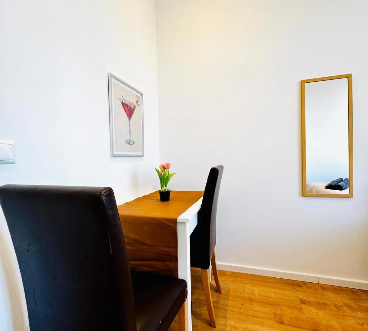 Spacious 3Br Shared Apartment Near Kaufpark Alterlaa Viena 0*,  Áustria